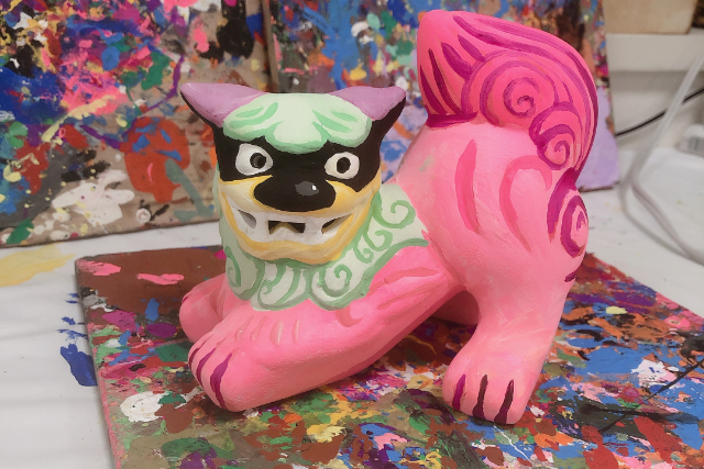 沖縄・石垣島・シーサー作り】カラフルなシーサーを持ち帰ろう